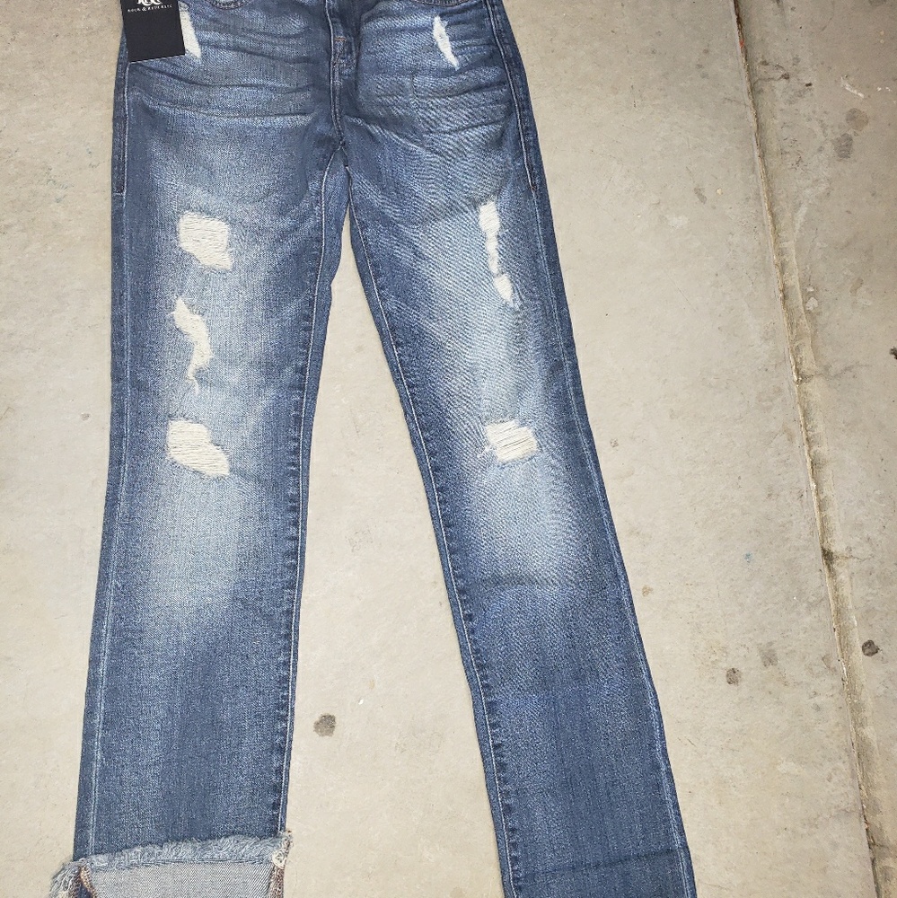 Rock & Republic Jeans Size 6 Kaia Midrise Straight